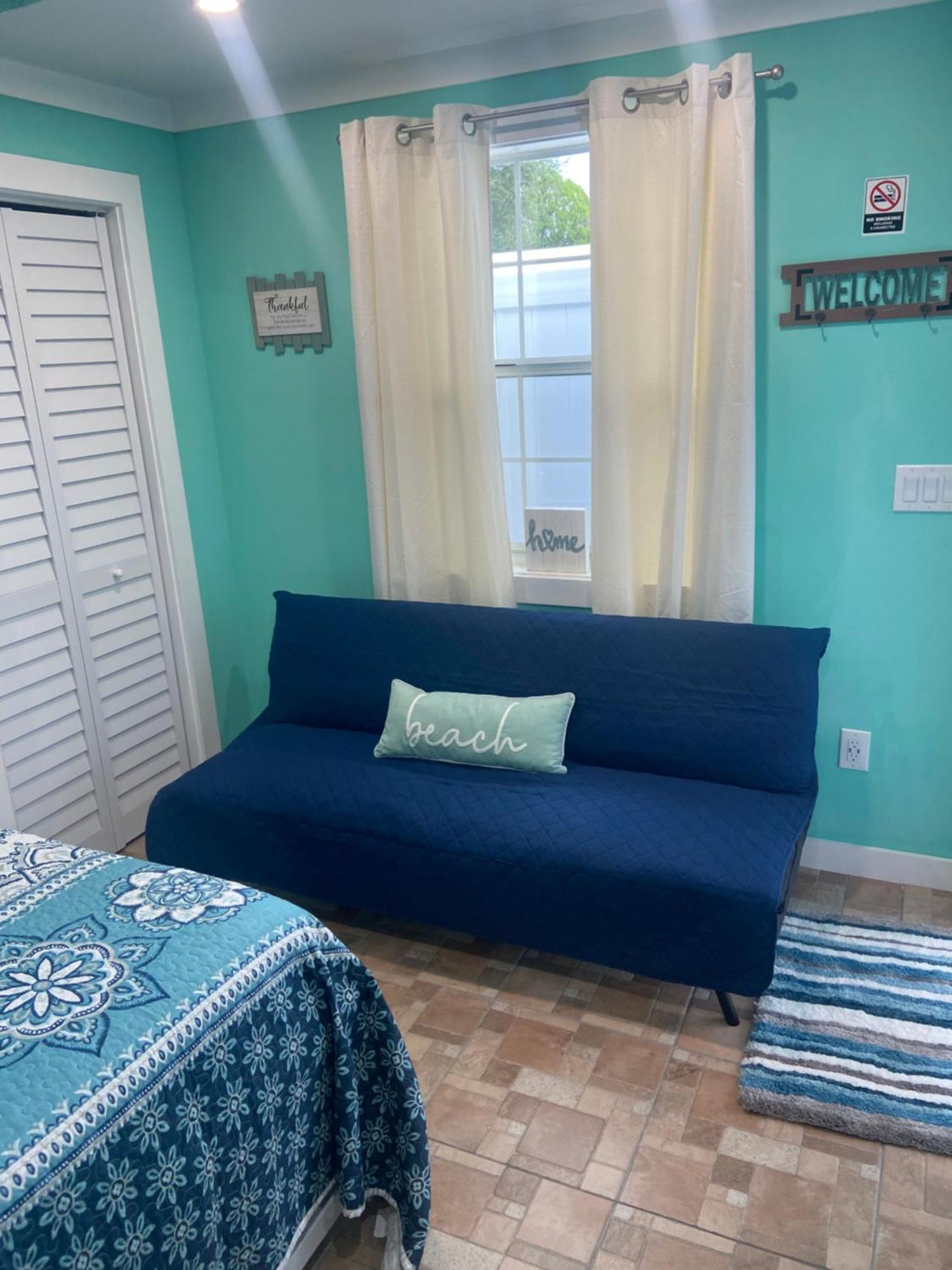 Beautiful And Comfortable Rom Apt # 2 Tampa Exterior foto
